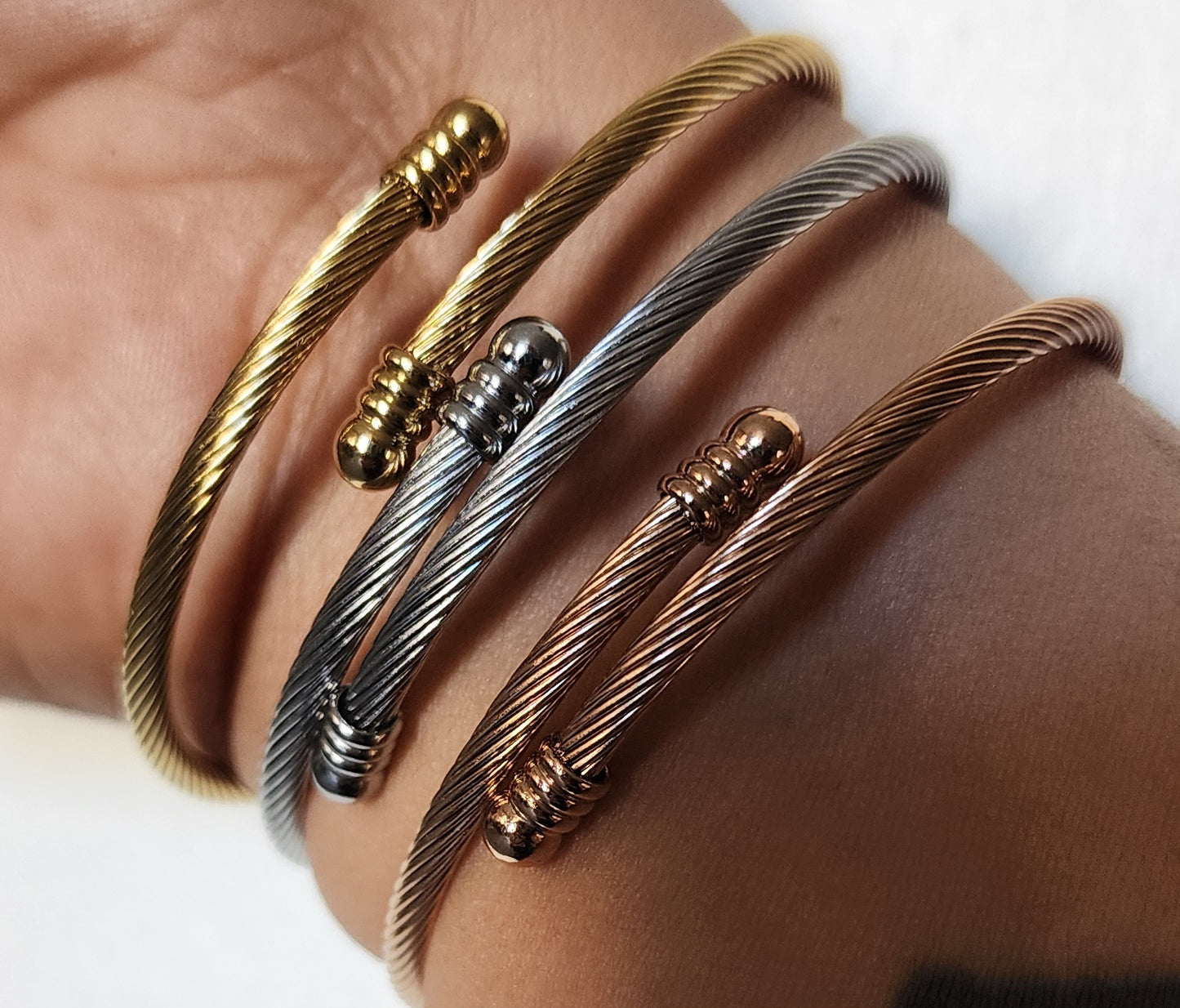 Heart Engraved Bangle Bracelet