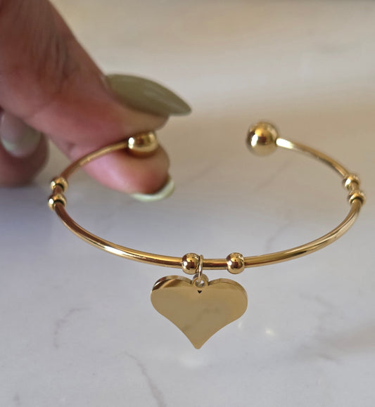 Bangle / Heart Pendant