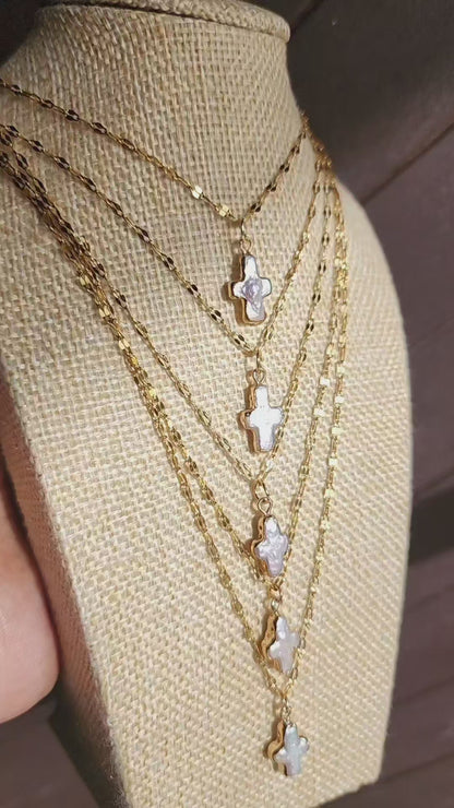 Madre Perla Cross Chain