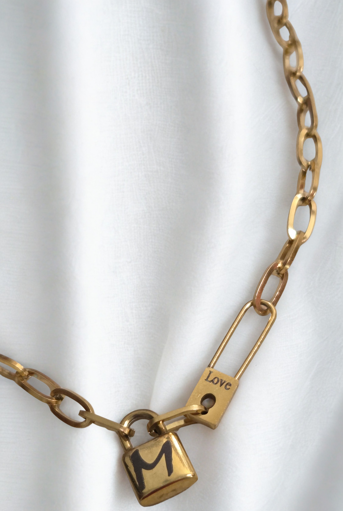 Forever Love Chain