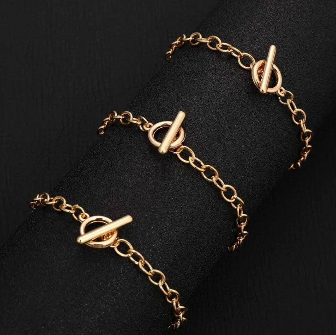 Tiny Chain Bracelet